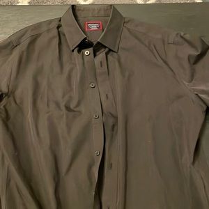 Brand New - UnTuckit - M